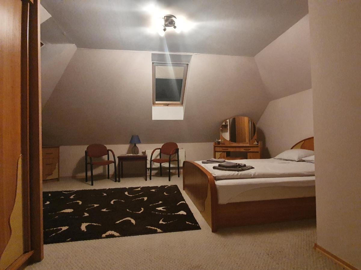 Mieszko Rooms Legionowo Exterior foto